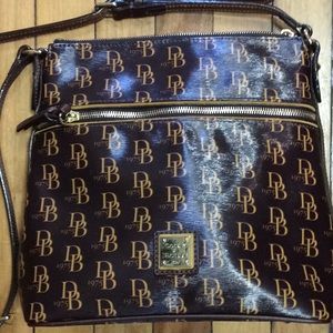 Dooney & Bourke shoulder bag